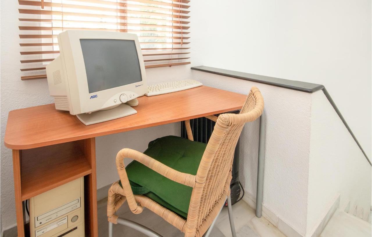Apartamento In Mijas Costa With Kitchen *